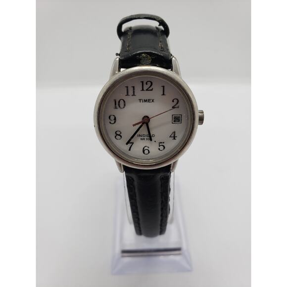 Men's Timex Indiglo watch. Dress watch. Water resistant 30M